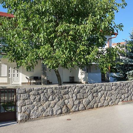 Apartmani Gaj Malinska Exterior foto