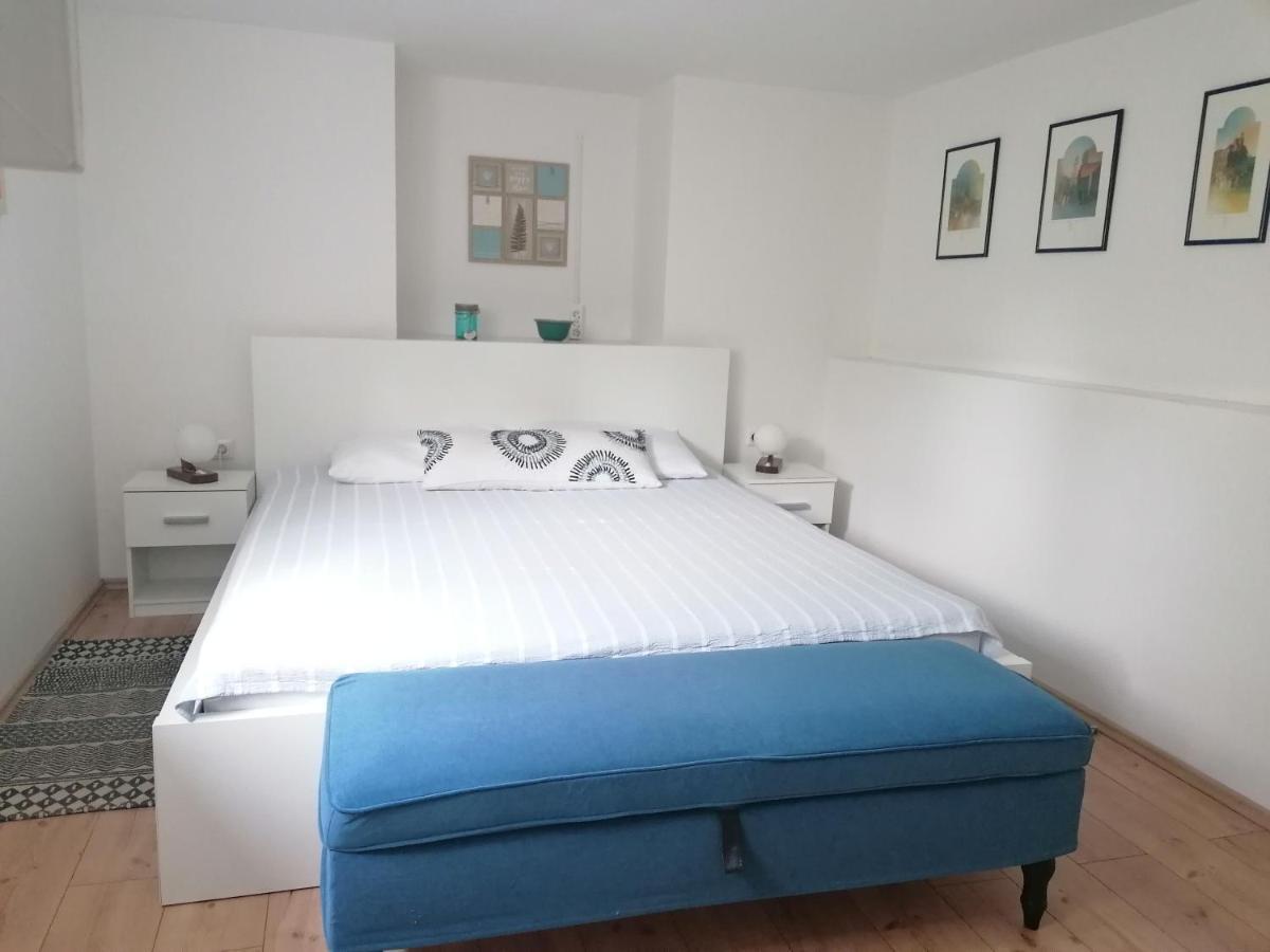 Apartmani Gaj Malinska Exterior foto